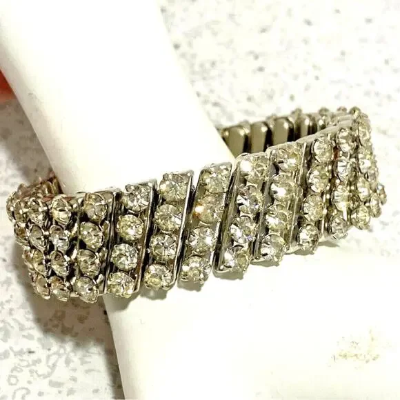 Vintage Mid Century Accordion Stretch Bracelet Silver Tone & White Rhinestones - Picture 5 of 6